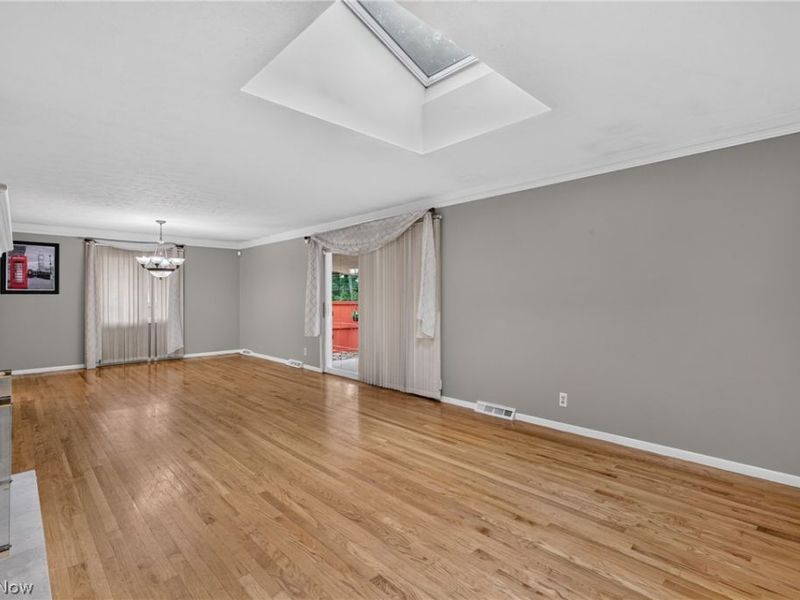1597 Windsor Circle , Mayfield Heights, OH 44124 Photo 24