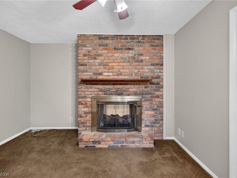 1597 Windsor Circle , Mayfield Heights, OH 44124 Photo 8