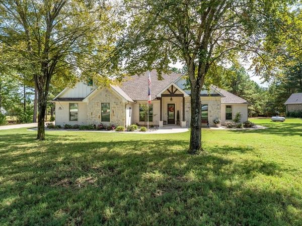 14486 Meadow Glen, Lindale, TX 75771