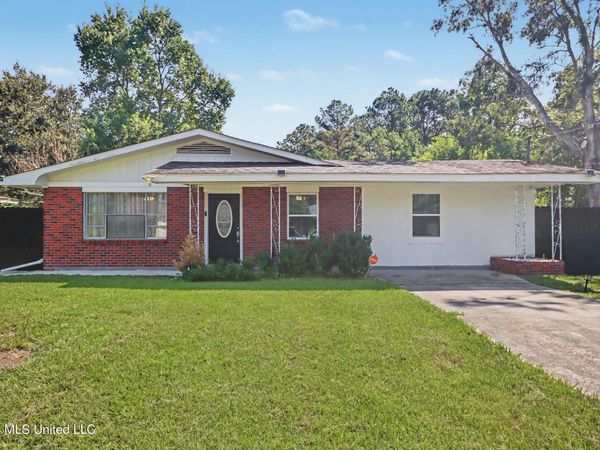 10616 Oak Street, Vancleave, MS 39565