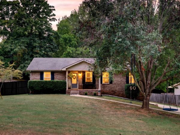 1252 Cottonwood Dr, Clarksville, TN 37040