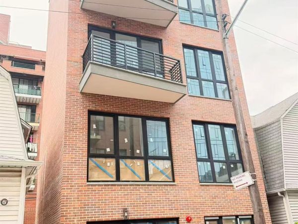 136-17 Carlton Place , Flushing, NY 11354