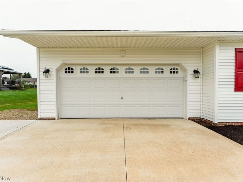 294 Apple Ridge Drive, Apple Creek, OH 44606 Photo 11