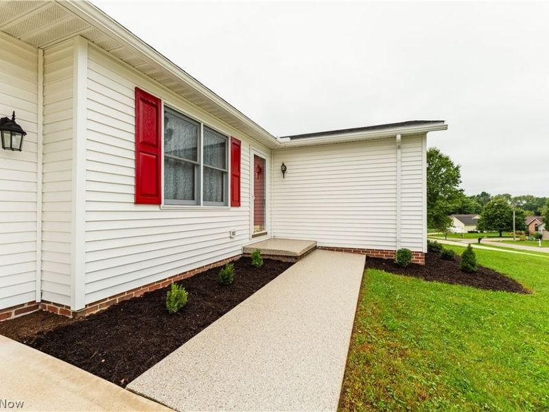 294 Apple Ridge Drive, Apple Creek, OH 44606 Photo 12