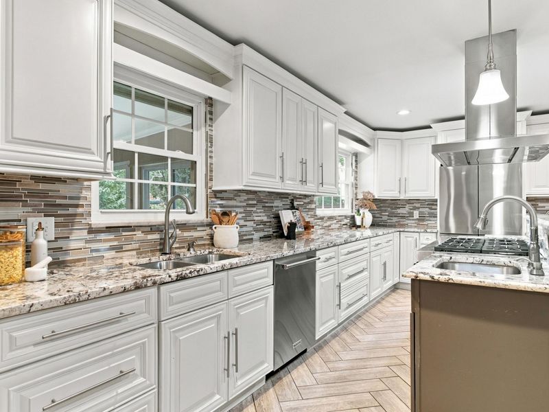 1506 Pemberton Drive, Columbus, OH 43221 Photo 19