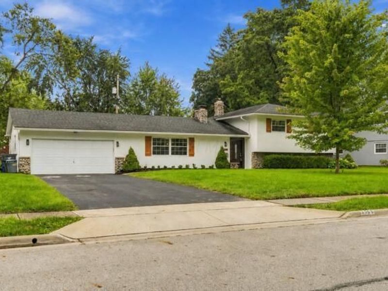 1506 Pemberton Drive, Columbus, OH 43221 Photo 2
