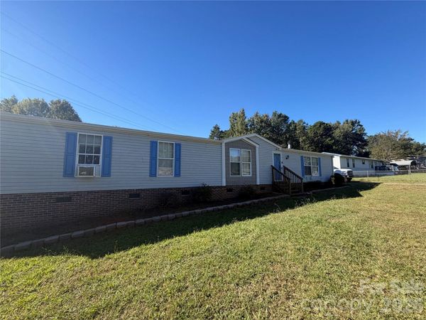 4009 Chestnut Woods Drive, Kings Mountain, NC 28086