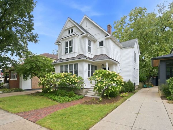 4712 Middaugh Avenue , Downers Grove, IL 60515