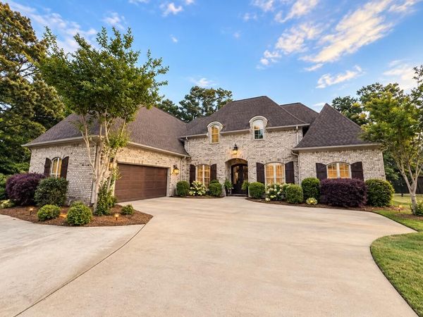 114 Parkside Cv., Saltillo, MS 38866