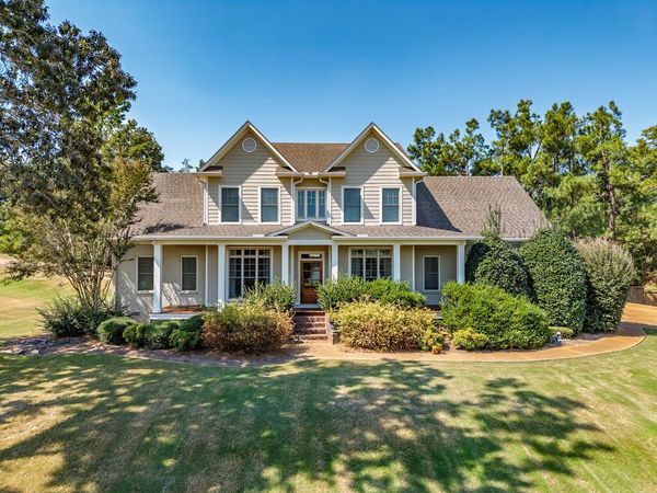 2001 West Wellsgate, Oxford, MS 38655
