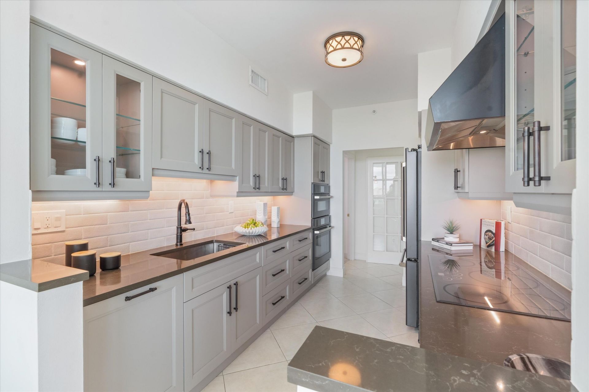 500 SE Mizner Boulevard, Unit A504, Boca Raton, FL 33432 Photo