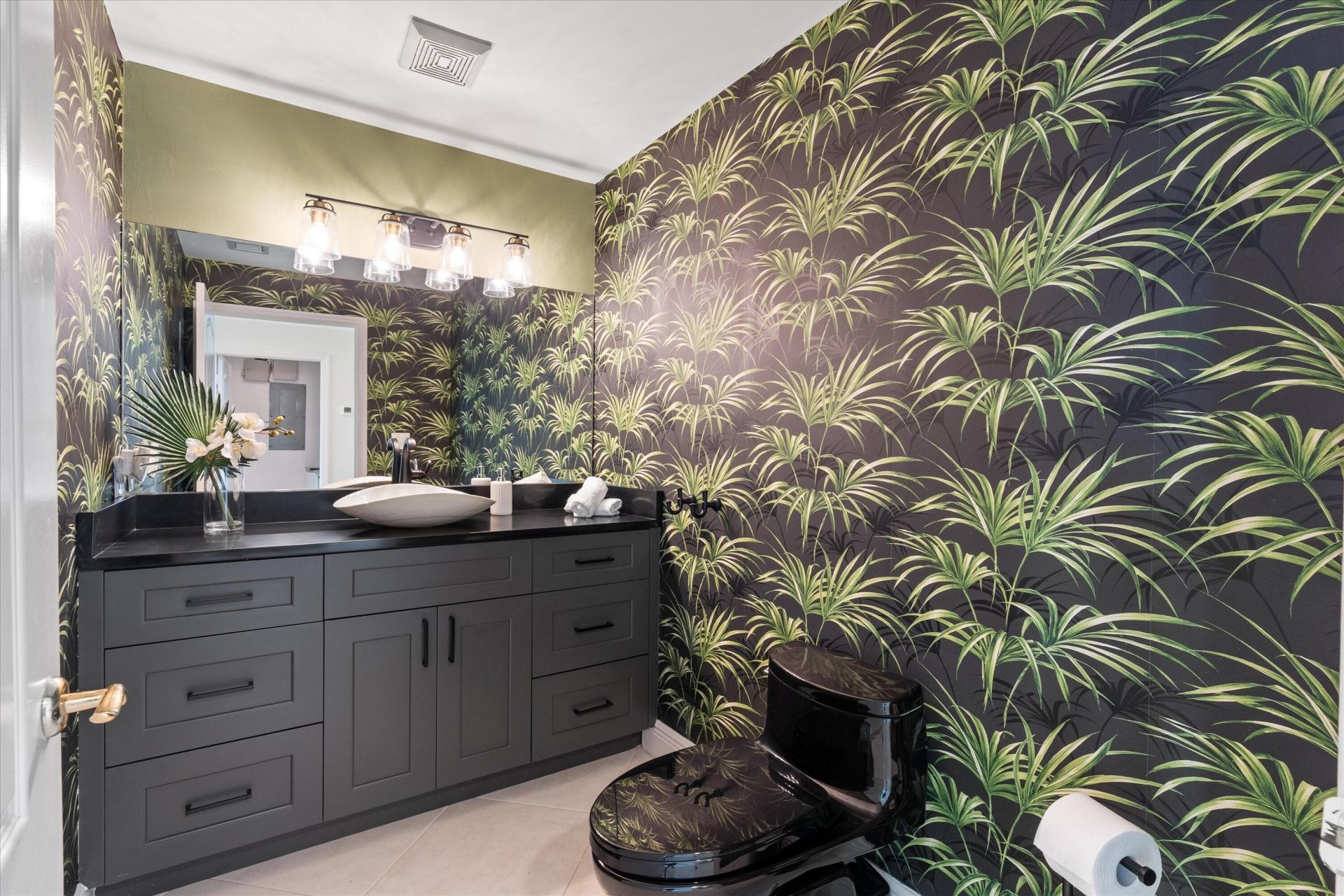 500 SE Mizner Boulevard, Unit A504, Boca Raton, FL 33432 Photo