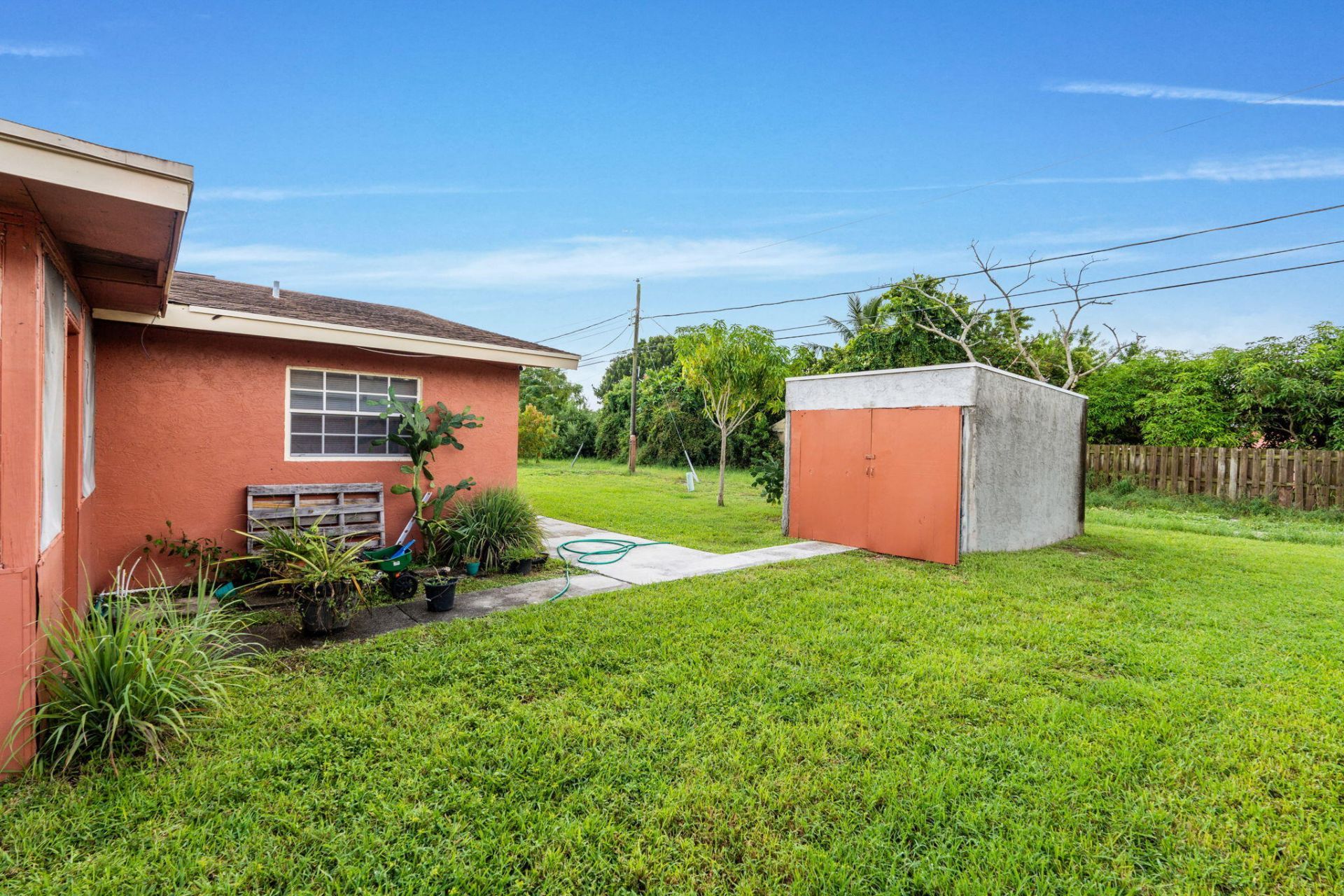 524 NW 9th Avenue, Boynton Beach, FL 33435 Photo