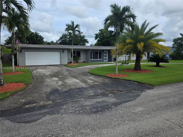 27401 SW 165th Ave, Homestead, FL 33031