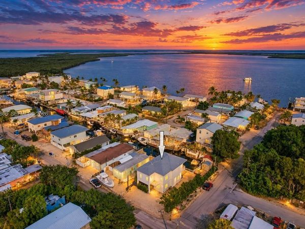103 W Avenue A, Key Largo, FL 33037