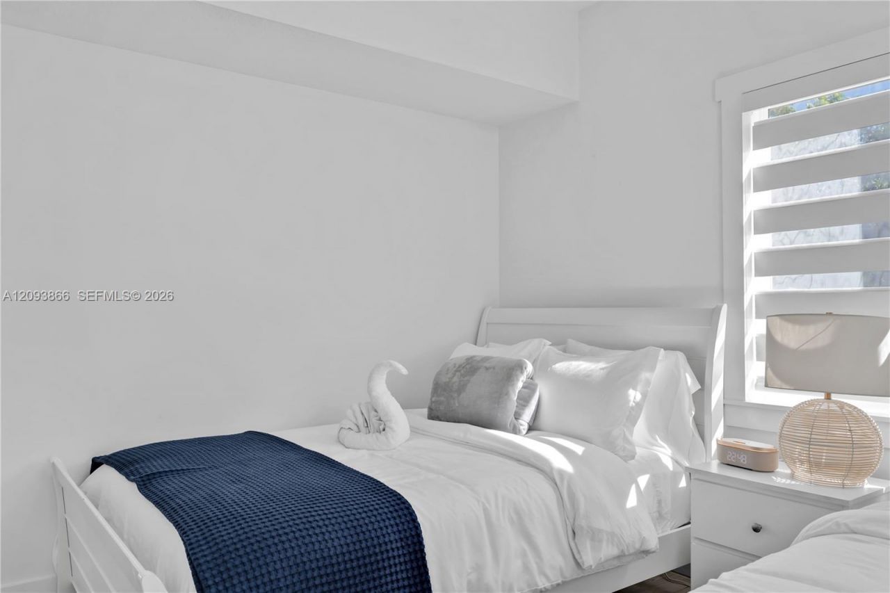 103 W Avenue A, Key Largo, FL 33037 Photo