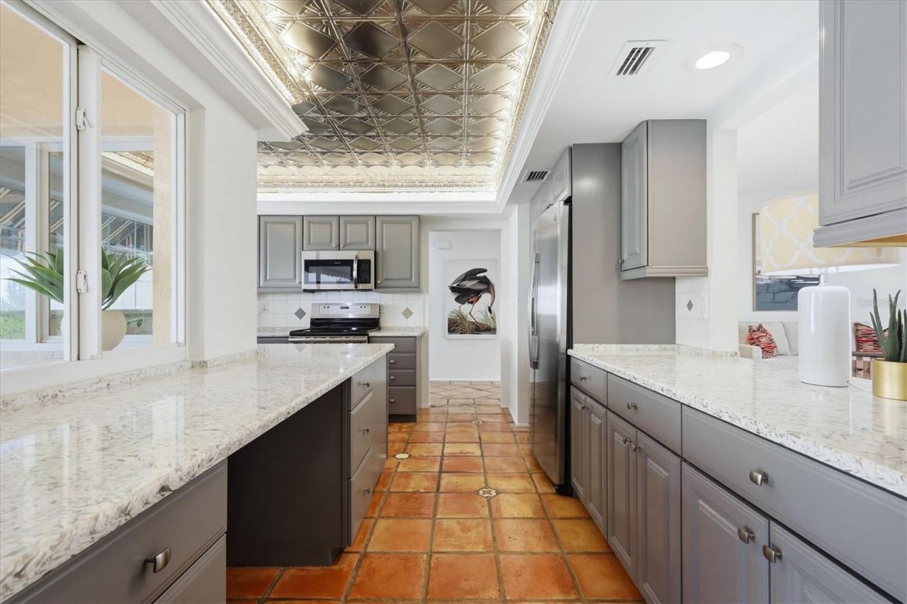 3634 Glen Oaks Manor Drive, Sarasota, FL 34232 Photo
