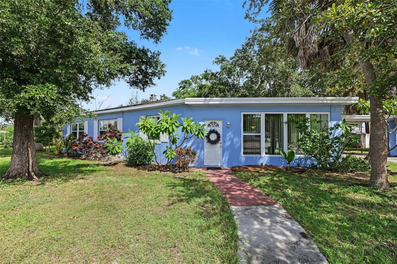4139 1st Street Ne, Saint Petersburg, FL 33703 Main Photo