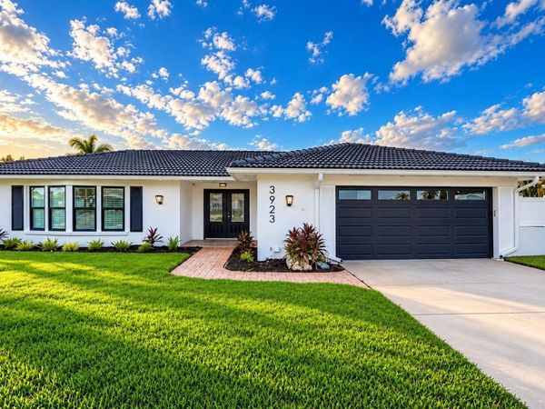 3923 DORAL DRIVE, TAMPA, FL 33634