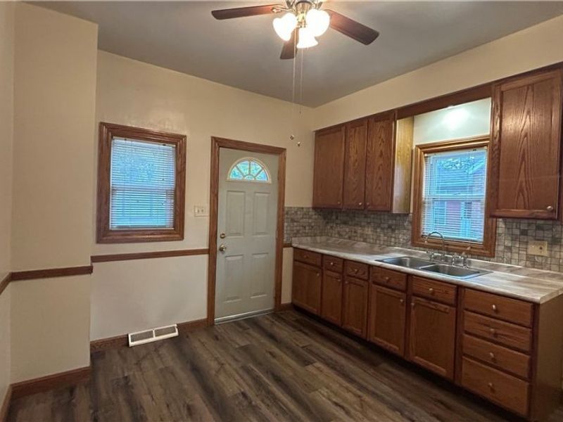 315 N Bentley Avenue, Niles, OH 44446 Photo 12