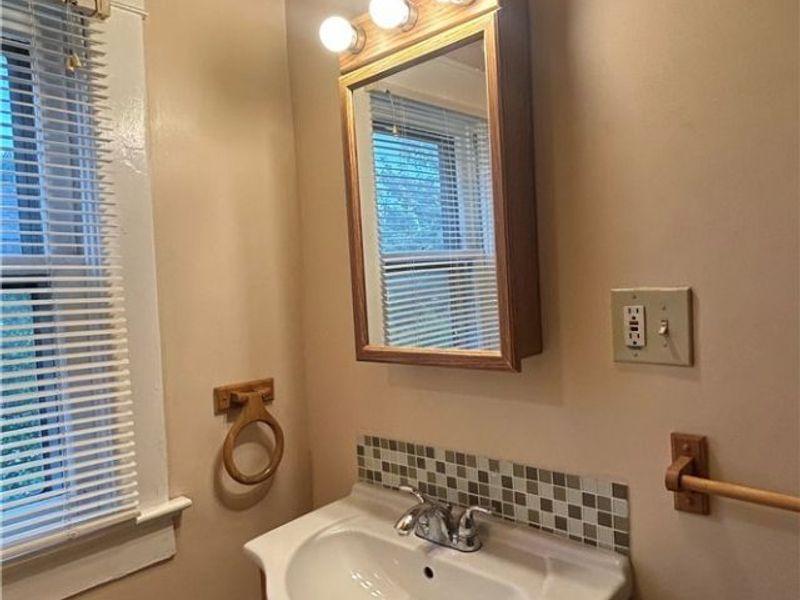 315 N Bentley Avenue, Niles, OH 44446 Photo 19