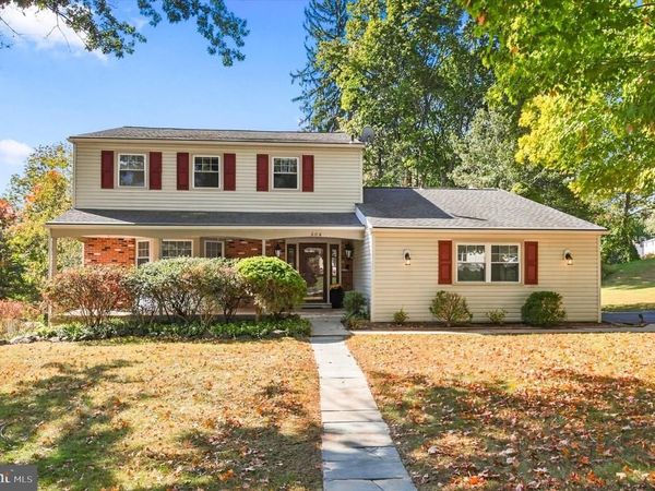 604 HEATHER LANE, BRYN MAWR, PA 19010