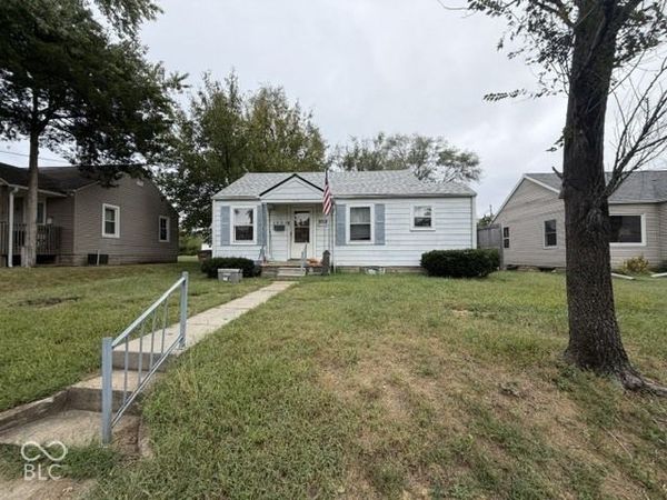 1930 12th Street , Columbus, IN 47201