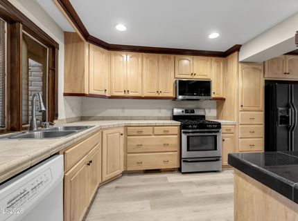 1974 S Villa Way, Reno, NV 89509 Photo