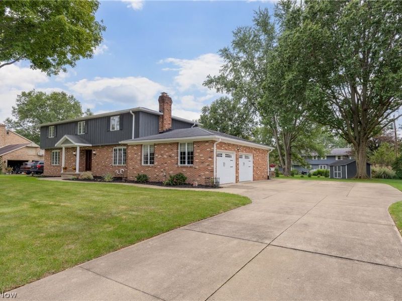 1424 Stonington Road NW, North Canton, OH 44720 Photo 36