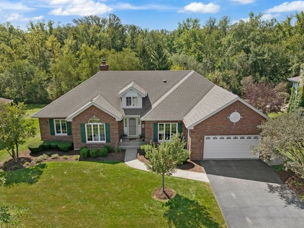 7661 Steeple Chase Drive , Frankfort, IL 60423