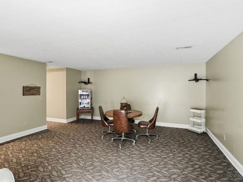 6467 Visitation Drive, Green Township, OH 45248 Photo 26