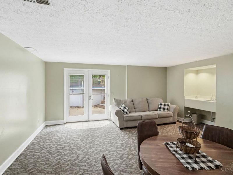 6467 Visitation Drive, Green Township, OH 45248 Photo 27