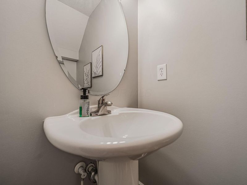 8447 Varden Court, Unit 1301, Blacklick, OH 43004 Photo 10