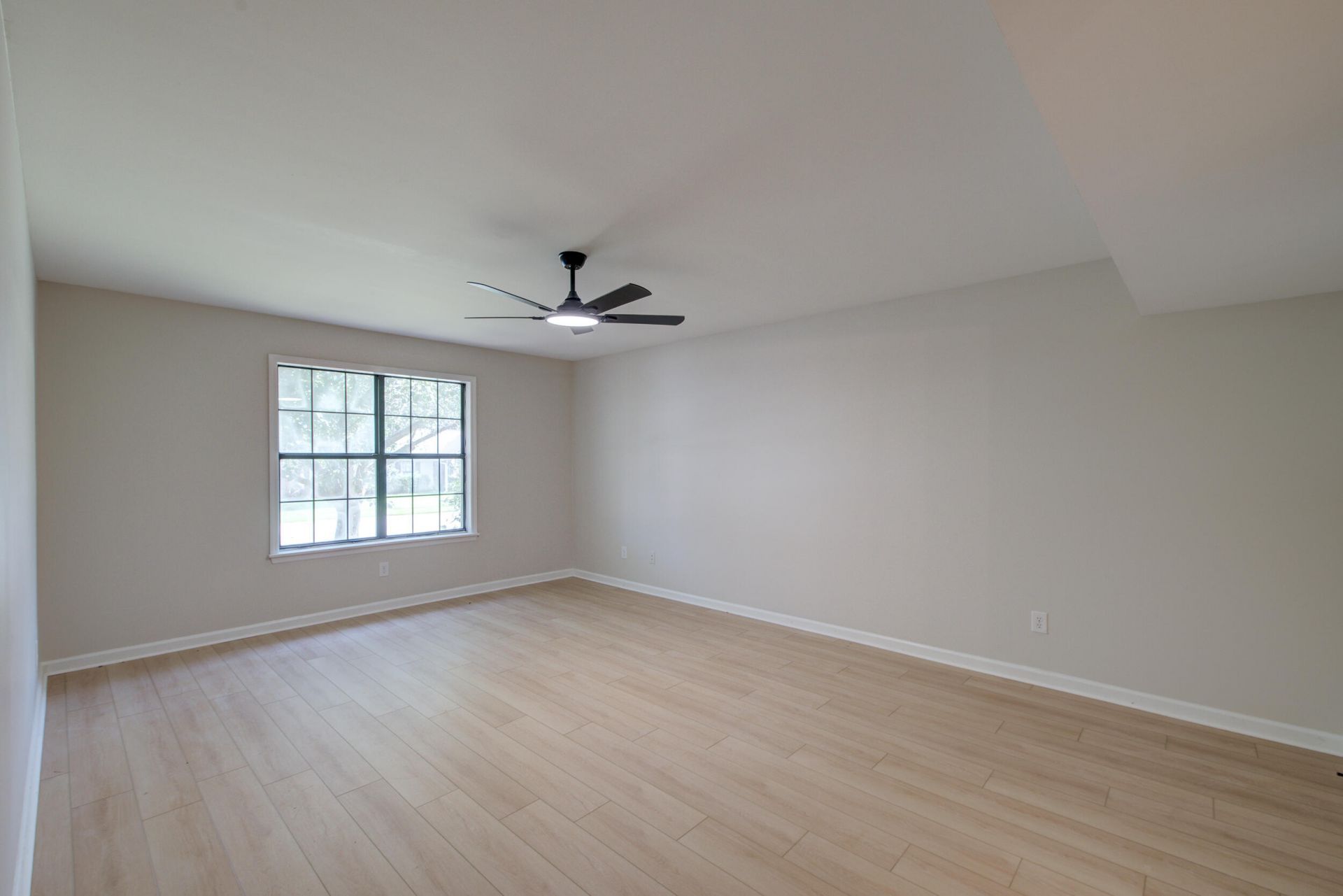 1303 Sand Pine Road Photo 13