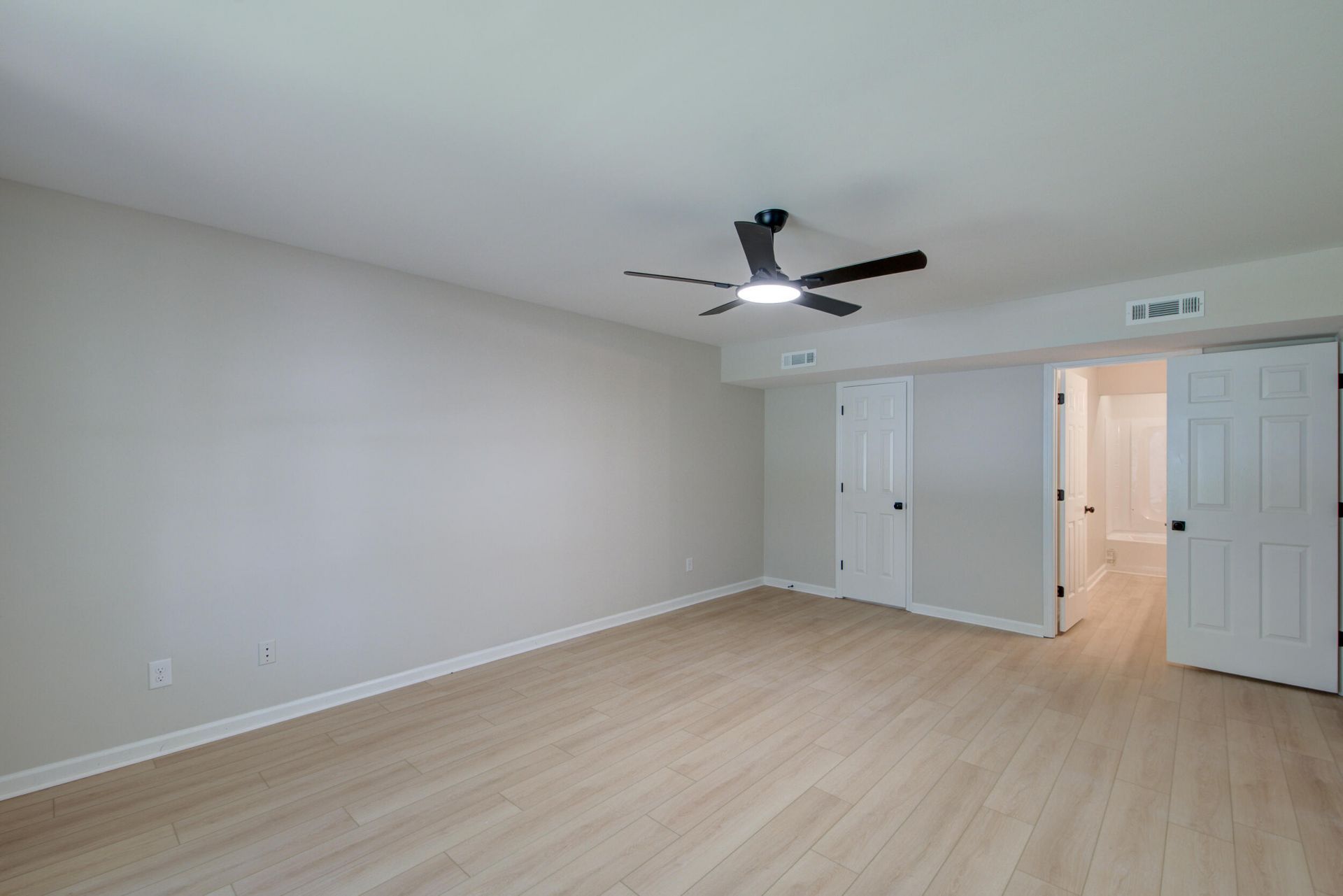 1303 Sand Pine Road Photo 14