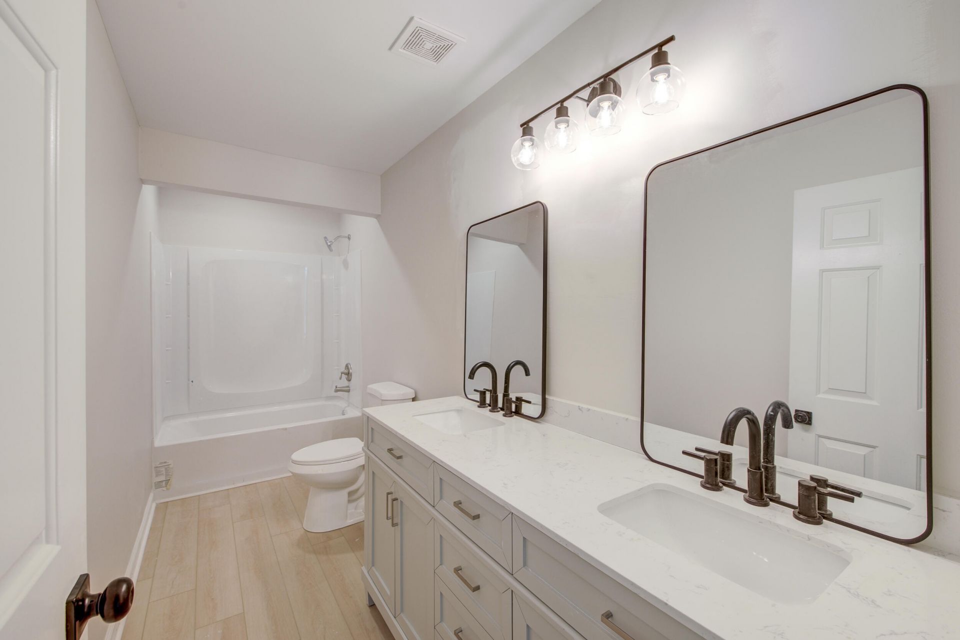 1303 Sand Pine Road Photo 16