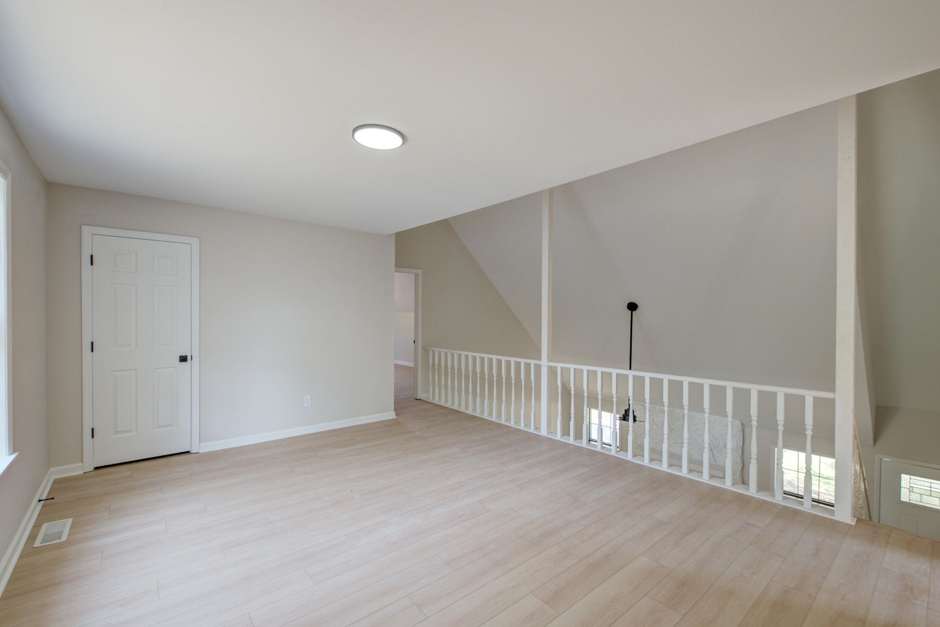 1303 Sand Pine Road Photo 18