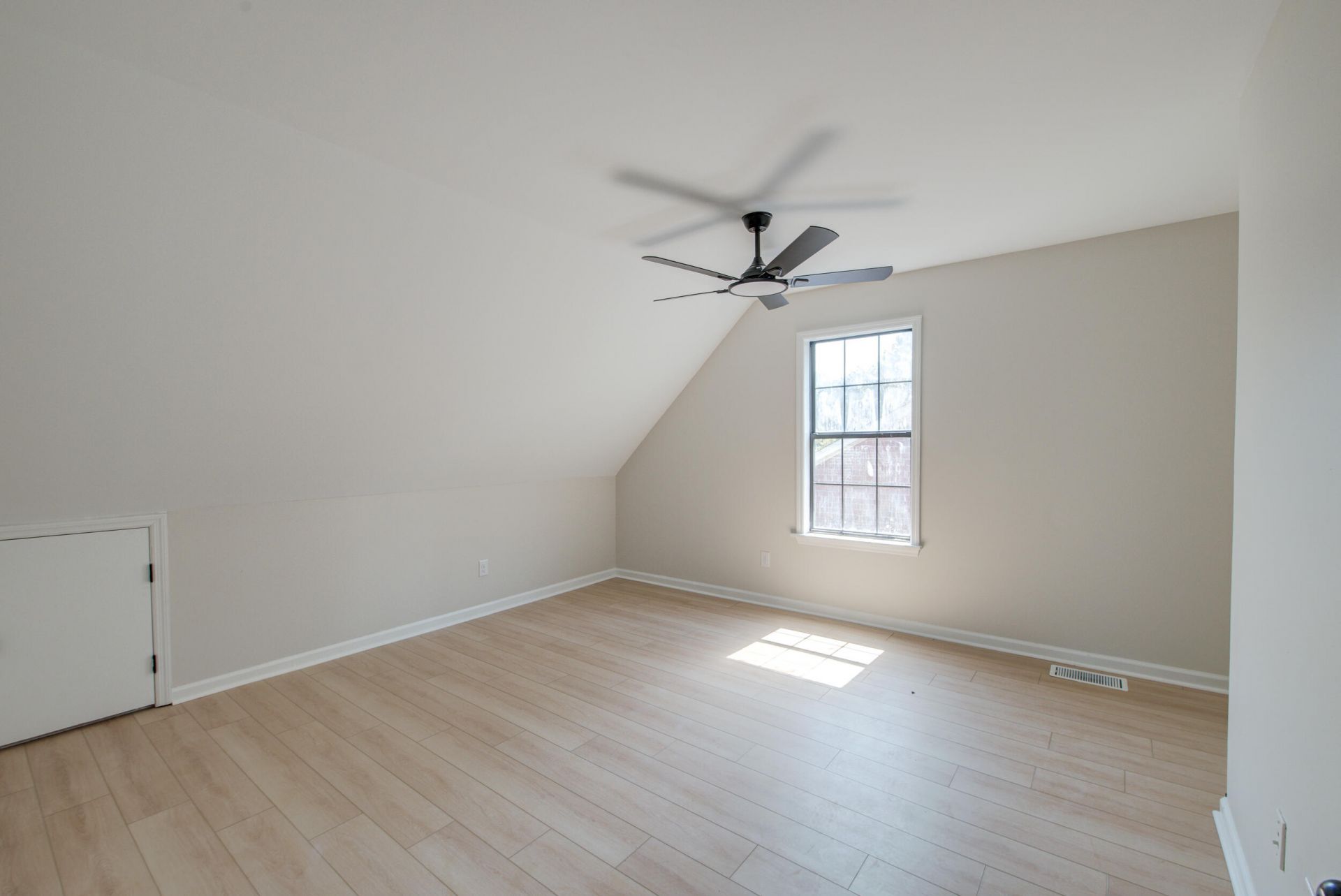 1303 Sand Pine Road Photo 23