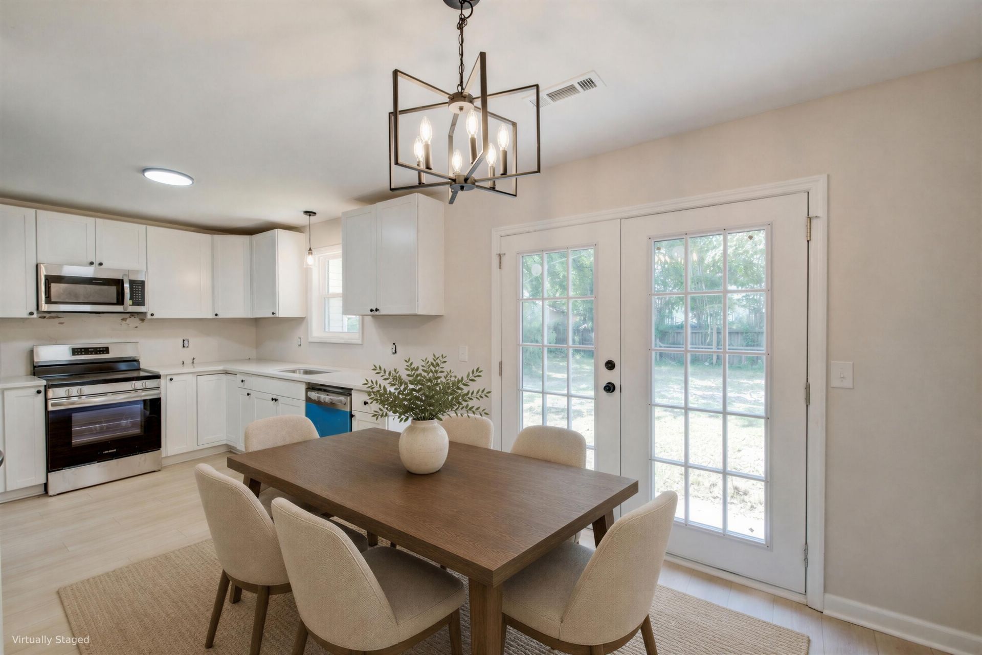 1303 Sand Pine Road Photo 4