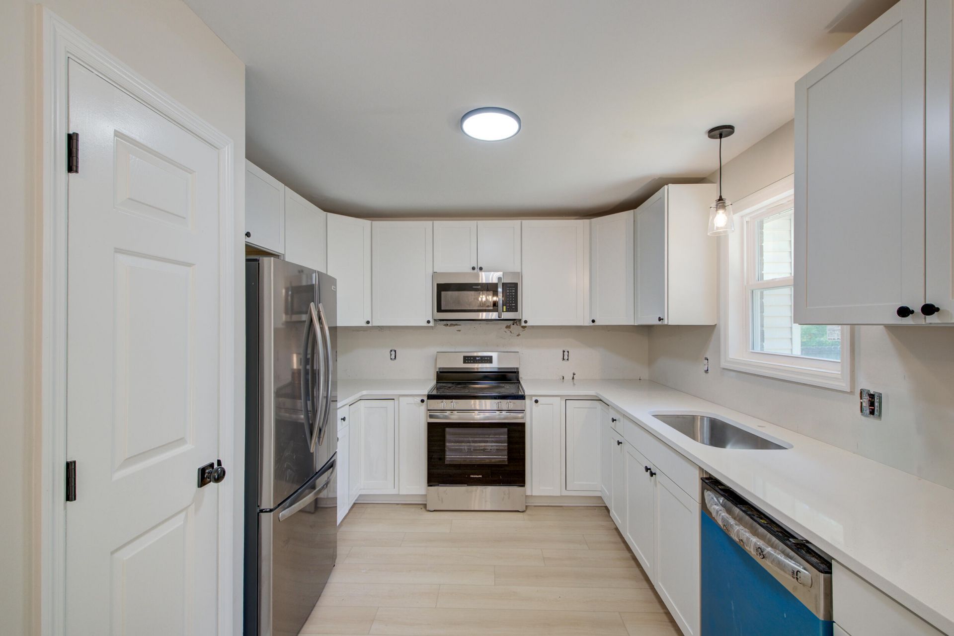 1303 Sand Pine Road Photo 5