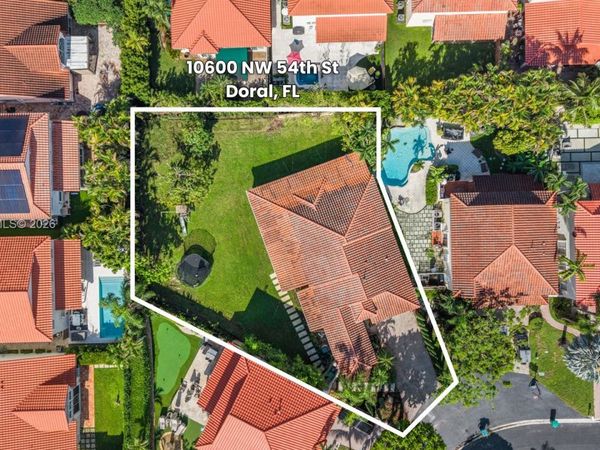 10600 NW 54th St , Doral, FL 33178