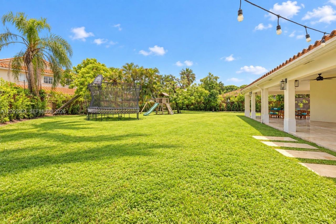 10600 NW 54th St, Doral, FL 33178 Photo
