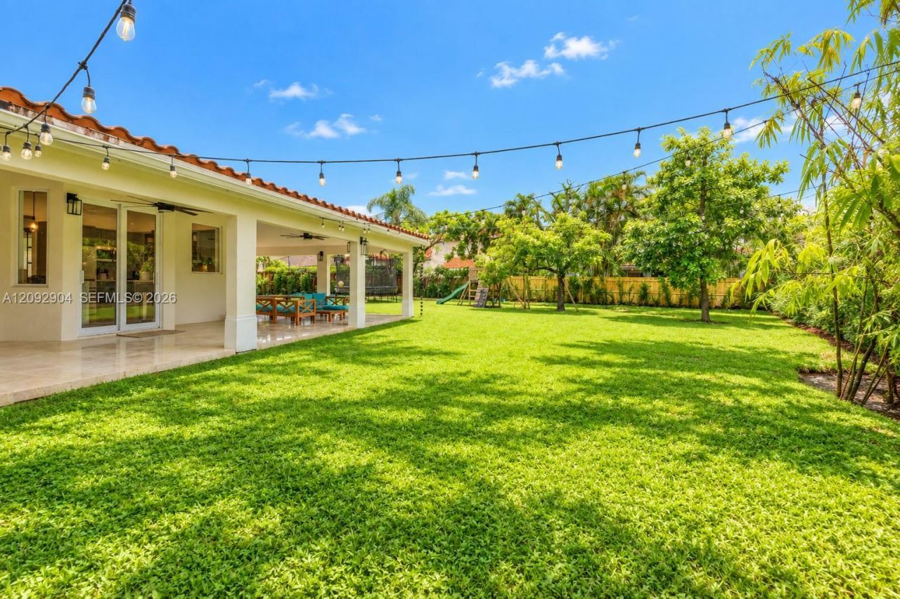10600 NW 54th St, Doral, FL 33178 Photo