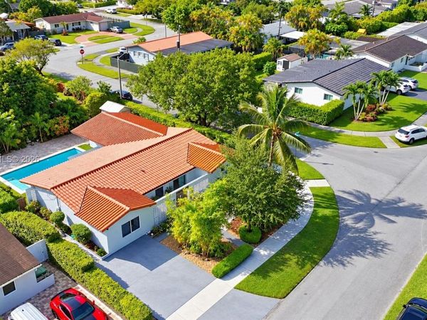 6000 SW 94th Pl, Miami, FL 33173