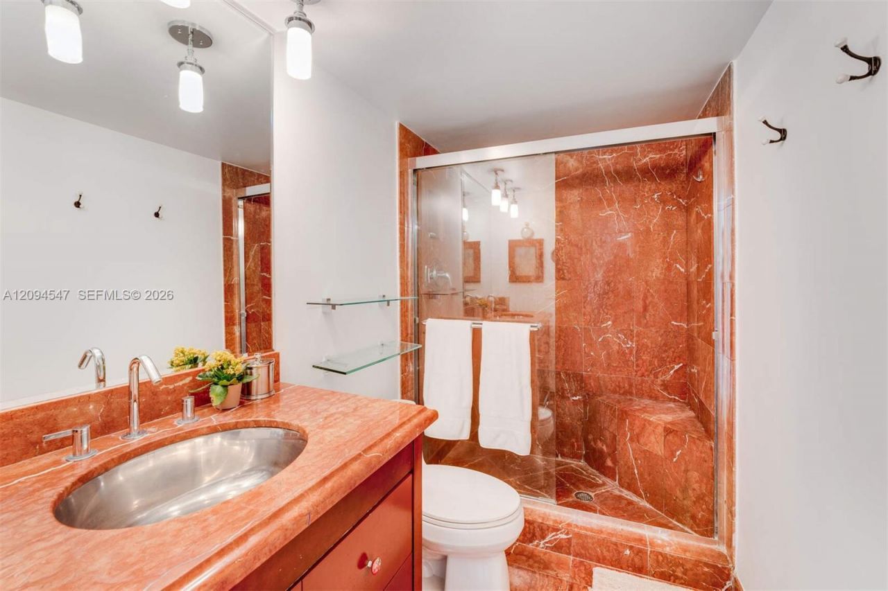 5 Island Ave , Unit 3C, Miami Beach, FL 33139 Photo