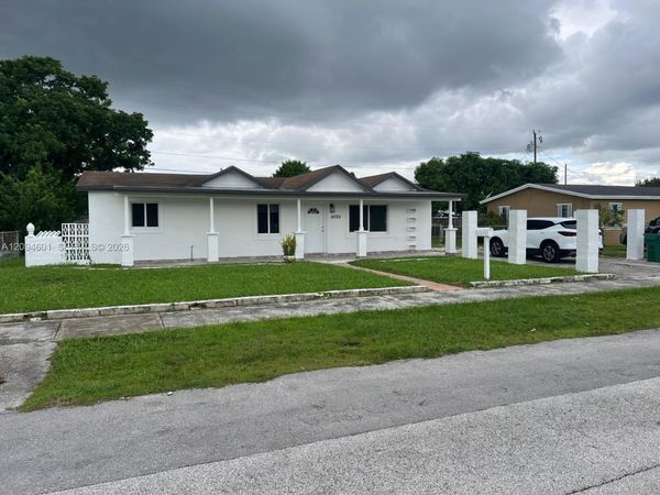 14720 SW 103 CT , Miami, FL 33176