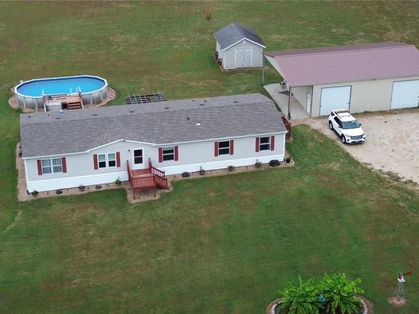 20499 Township Line Road, Warrenton, MO 63383