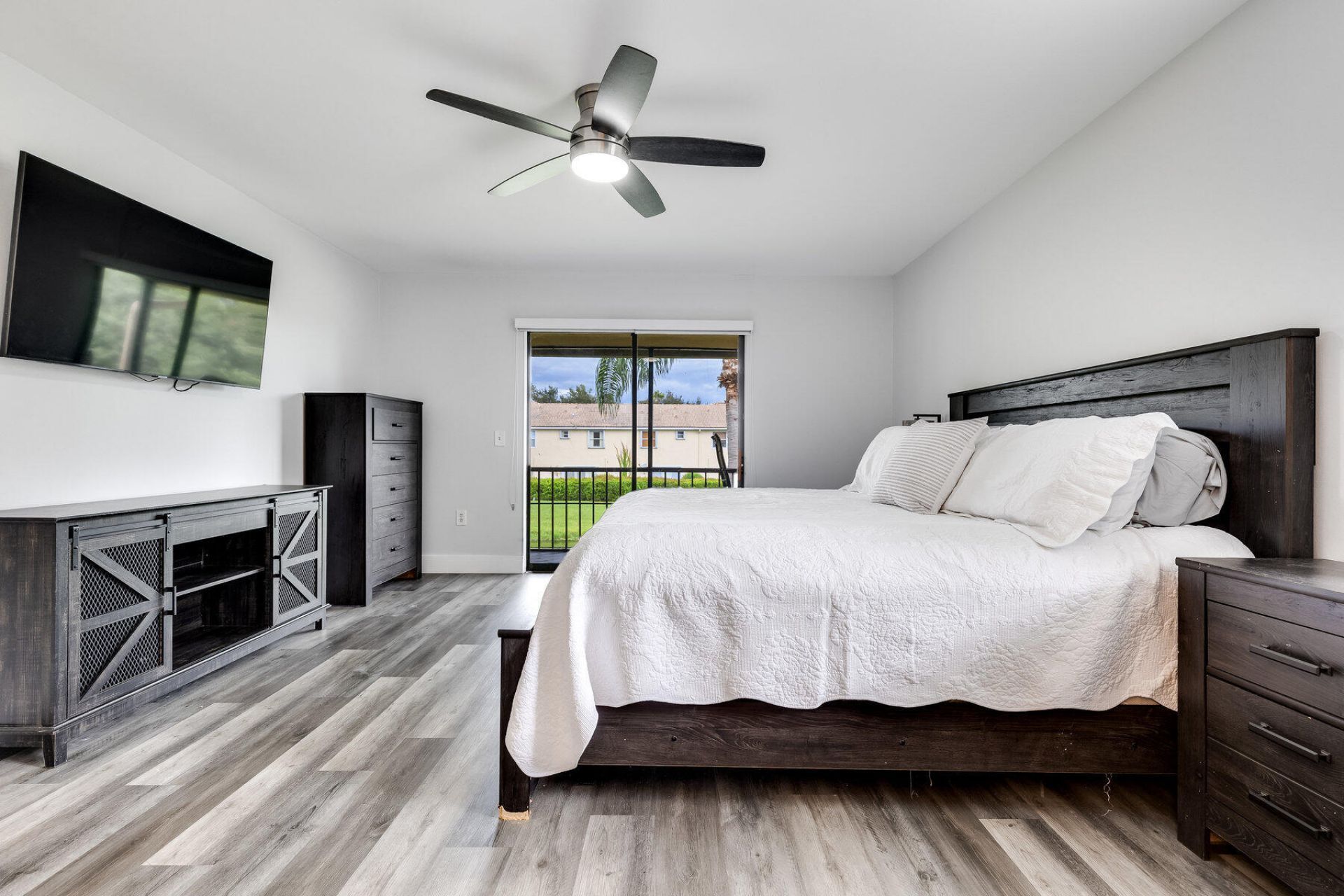 13155 Chadwick Court, Unit 19, Wellington, FL 33414 Photo
