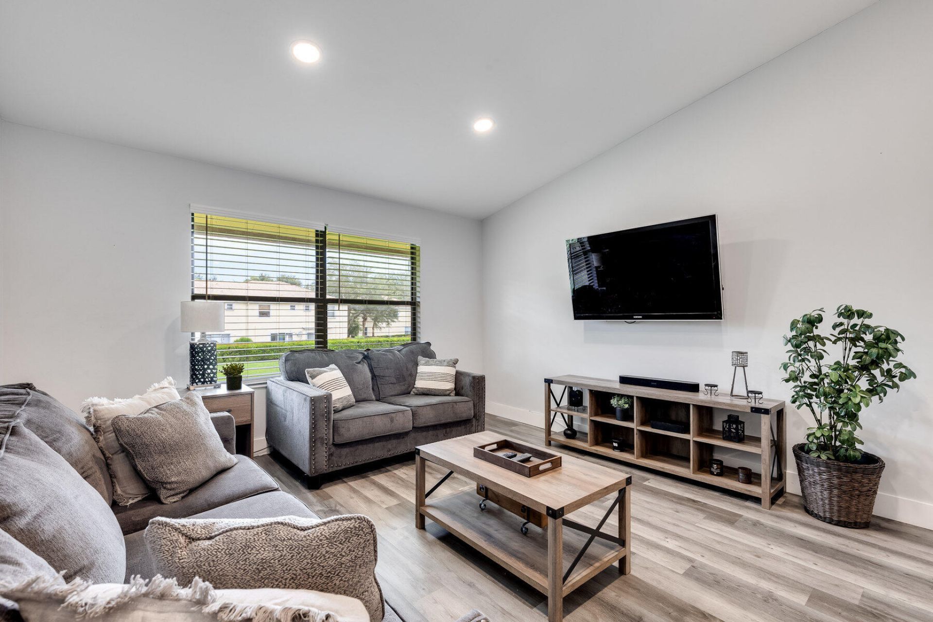 13155 Chadwick Court, Unit 19, Wellington, FL 33414 Photo