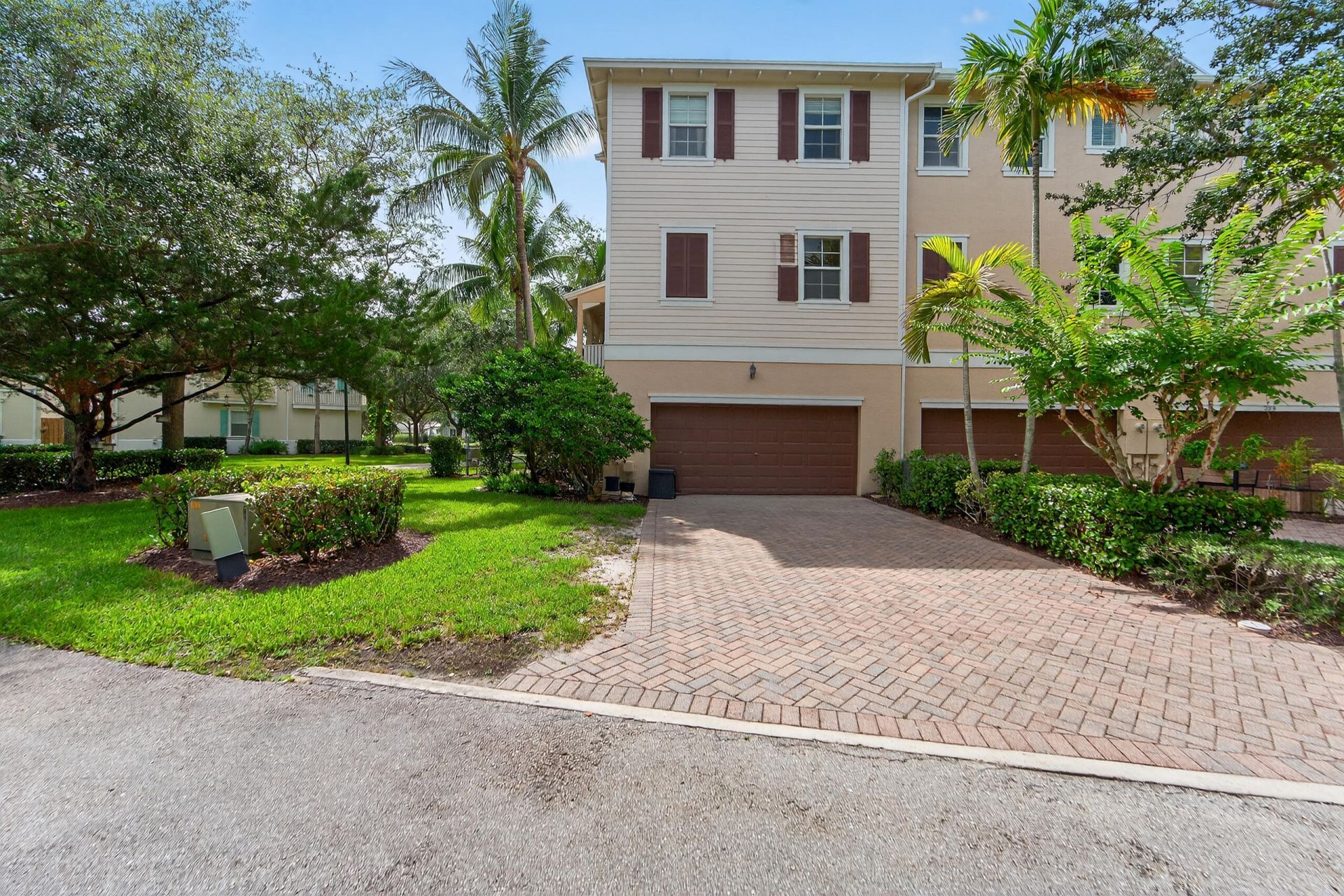 297 E Bay Cedar Circle, Jupiter, FL 33458 Photo